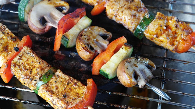 Barbecue réussi : mes astuces pour recevoir sans stress